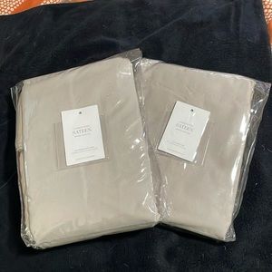 Restoration Hardware “sand or Dune” colored Flat/Queen Duvet Cover & Flat Sheet